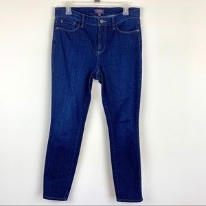 NYDJ Skinny Jeans size 8 EUC